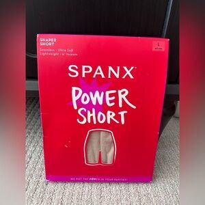 Spanx Power Short Shaper Ultra Soft Seamless Lightweight 6" Inseam Nude Large